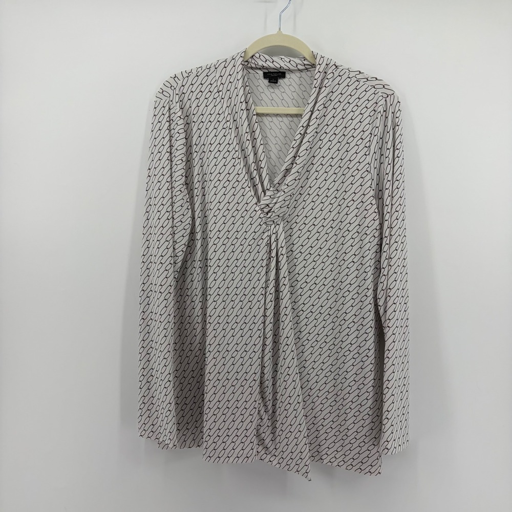 Ann Taylor Womens Large White Chain Link Print Twist Front V-Neck Blouse Top‎
